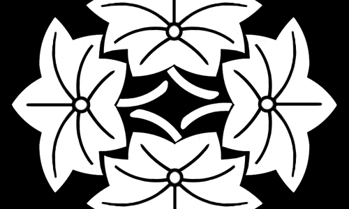 [歌舞伎]瀧乃屋の家紋「四ツ紅葉」を解説！代表的な主な名跡・役者まとめ