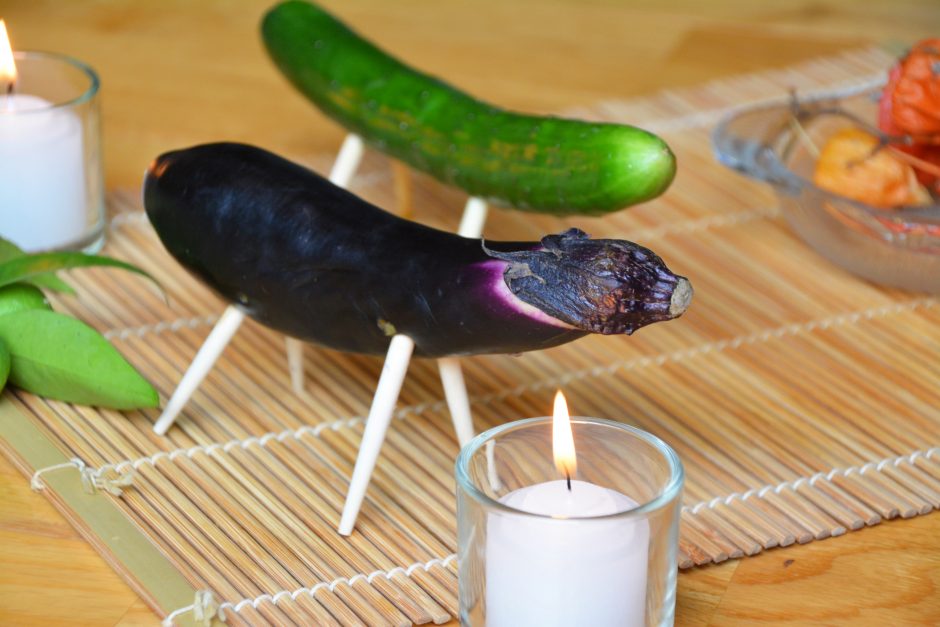 お盆のナスの牛ときゅうりの馬 意味、精霊馬の作り方 お役立ち!季節の耳より情報局 お盆のナスの牛ときゅうりの馬 意味、精霊馬の作り方 お役立ち!季節の耳より情報局