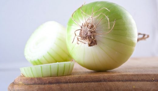 玉ねぎを冷凍するとまずい?原因は保存方法や使い方?美味しく保存する方法とは?