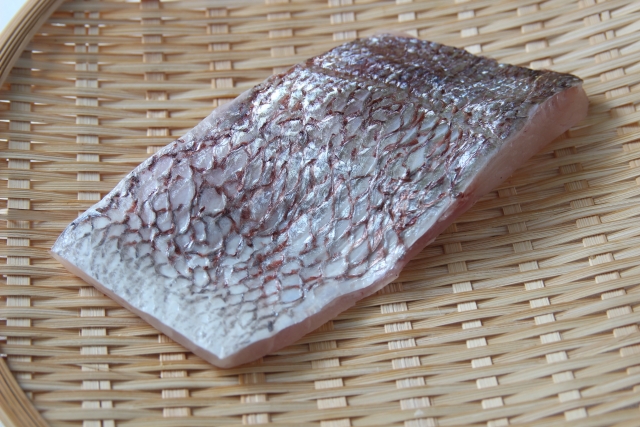 鯛の切り身の保存方法 冷蔵 冷凍 漬け込み保存の方法まとめ お役立ち 季節の耳より情報局