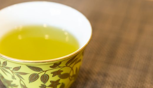 緑茶って腐るの？変色・酸っぱい・酸化・黒い茶葉｜見分け方と保存方法・賞味期限は？