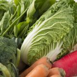 白菜は生で食べられる？生と加熱で栄養に違いはある？体調悪化のリスクはない？