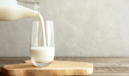 牛乳が腐るとどうなる？チーズ臭い・どろどろ・黄色｜保存方法と賞味期限は？