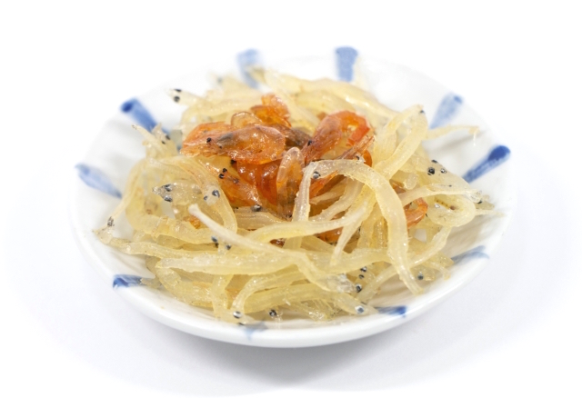 白魚 シラウオ が腐るとどうなる ヌメリ 生臭い 賞味期限と正しい保存方法 見分け方 お役立ち 季節の耳より情報局