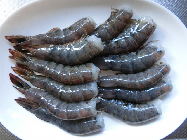 バナメイエビ1尾頭無し殻付き 15g のカロリーと糖質は 栄養成分 廃棄率も解説 お役立ち 季節の耳より情報局