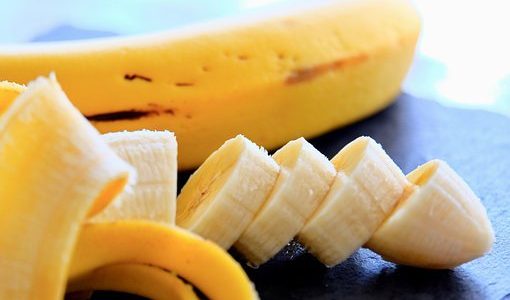バナナで胃痛･腹痛が起こるのはなぜ？アレルギー症状と対処法｜空腹時はNG？