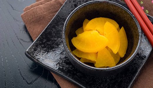たくあんの賞味期限は開封後どのくらい？長期保存は可能？保存のコツやアレンジレシピも