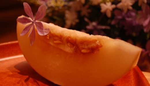 メロンは種も食べる?!ワタとの活用や保存方法•中で発芽している時は食べられる?