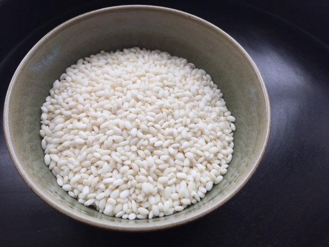 もち米の賞味期限は 古いもち米の活用方法や処分した方がいい状態も紹介 お役立ち 季節の耳より情報局 もち米の賞味期限は 古いもち米の活用方法や処分した方がいい状態も紹介 お役立ち 季節の耳より情報局