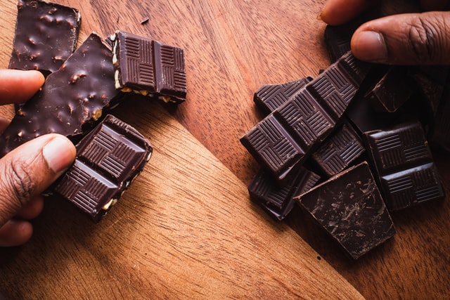 苦いチョコを甘くする方法ってあるの ビターチョコをミルクチョコにする方法