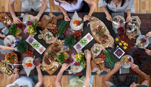 食べ過ぎた次の日にヨーグルトを食べた効果は!?納豆やりんご等の朝食レシピ