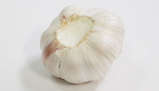 にんにくは翌日に仕事での体臭が気になる…臭いが残る人の原因は？
