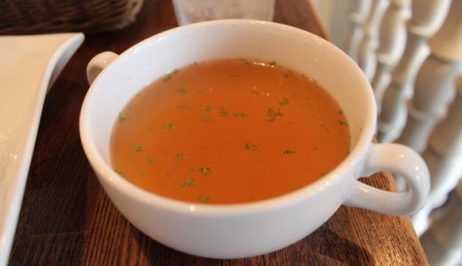 寝る前にスープを飲んでも大丈夫?就寝前に食べてよい食べ物、ダメな食べ物