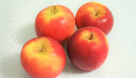 りんごに赤い斑点が!中身も赤い!赤カビor病気?原因や食べられるのか解説!