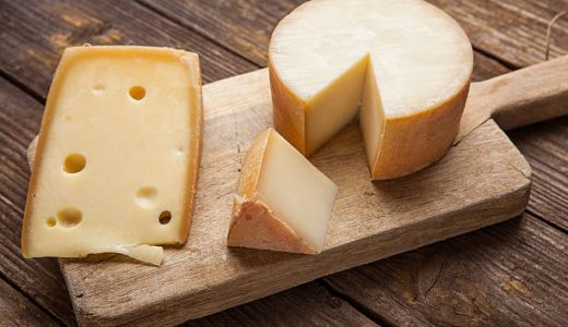 ゴーダチーズの味は苦い?臭い?表面のワックスは食べない!簡単な食べ方7選