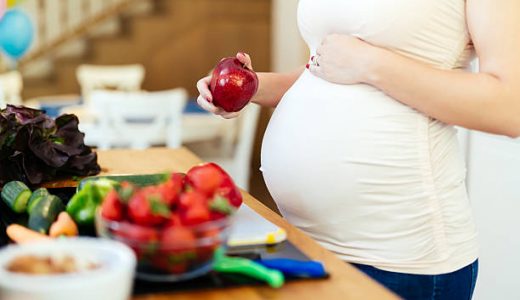 妊娠中(妊婦)でもりんごは食べられるオススメ果物!便秘解消効果･栄養◎