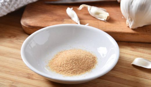 ガーリックパウダーとにんにくの違いは?使い方･代用品･臭いはある?