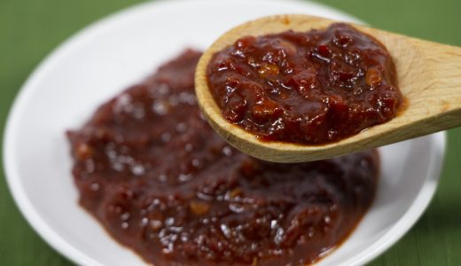 豆板醤をそのまま生で食べる事ができる?つけて食べると美味しい?レシピも解説!