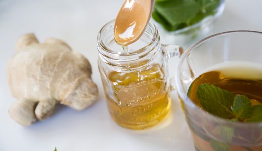 喉の痛みにははちみつしょうが湯がおすすめ…蜂蜜と生姜の効能をそれぞれ解説!