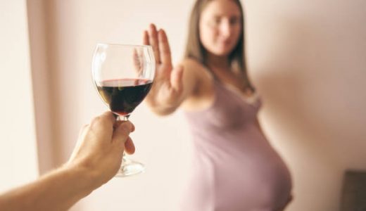 お酒を妊娠中(妊婦)･授乳中に飲む影響｜気づかず飲酒してしまった時は?