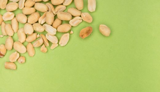 ピーナッツは体にいい?体に悪い?毎日食べると得られる効果効能は?食べ過ぎ注意?