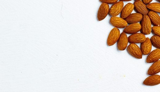 アーモンドはからだにいい？食べ過ぎで起きる症状や対象方法も
