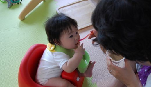 5倍粥はいつから与えてもいいの?離乳食の大切さや進め方の目安