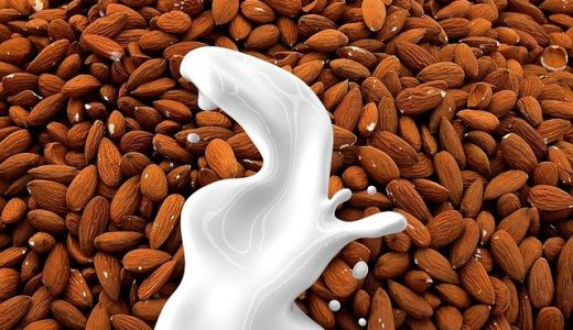 アーモンドミルクを夜飲むと太る？寝る前に飲む事で起こる副作用は？