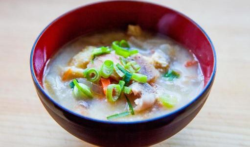 粕汁は何歳から食べられる?酒粕のアルコール度数･子供に与える注意点