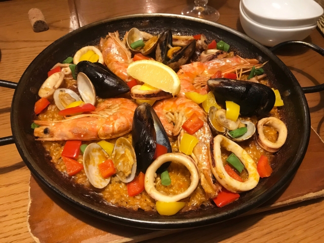 パエリアのサフラン代わり使える食材は 代用品の使い方 分量 お役立ち 季節の耳より情報局