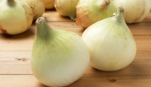 新玉ねぎが辛くないのはなぜ?スライス玉ねぎの辛味を取る方法