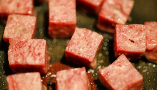 サイコロステーキは食中毒に気を付ける！レアや生焼けは危険？