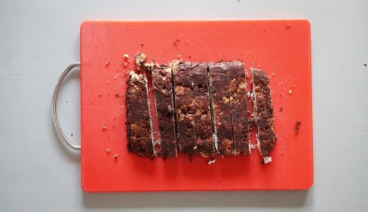 スニッカーズはまずいの?美味しいの?皆の口コミ・糖質・カロリーは?