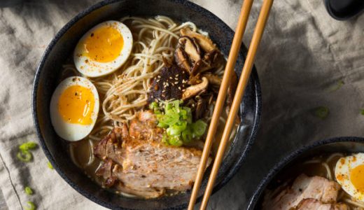 とんこつラーメンはなぜ臭い?臭みの原因成分･食べ過ぎると太る?