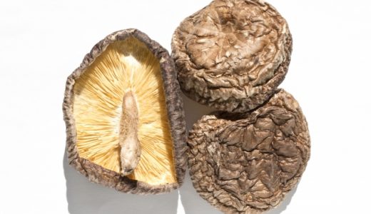 干し椎茸をそのまま食べるのは危険?食中毒や皮膚炎、腸閉塞の原因に?