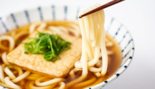 うどんを寝かせるのはなぜ?おいしく食べるための理由や方法とは?