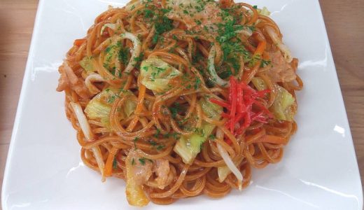 焼きそばは太る?カロリーや糖質量は?太らない食べ方を解説します
