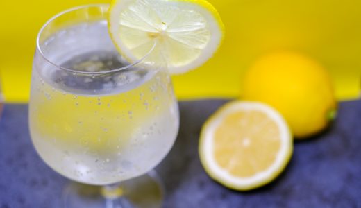 レモン炭酸水の飲み過ぎは太る?体に悪い?ダイエット･肝臓への効果
