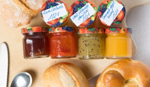 ジャムはジップロックで冷凍保存すべき？瓶やタッパーよりも小分けが有効？