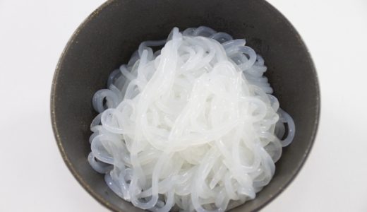 しらたきはそのまま食べられる？匂いをとって美味しくするアク抜きの方法やレシピ
