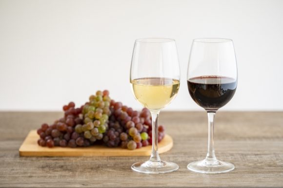 ワインビネガーとバルサミコ酢の違いは おすすめの使い方を解説 お役立ち 季節の耳より情報局