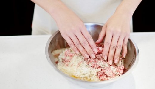 ハンバーグを牛乳なしで作る時の代用品は？牛乳が無いデメリットは？