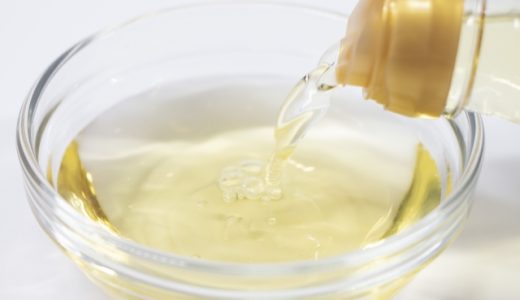 穀物酢と米酢の違いは?調味酢との違いは?使い方、原材料、栄養を比較