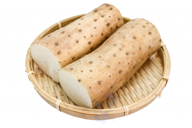 長芋は腐るとどうなる 黄ばみ 赤い 斑点は食べられる 日持ちは お役立ち 季節の耳より情報局