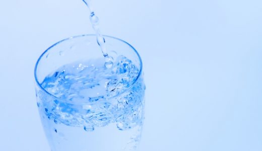 炭酸水は何歳から飲んでもいい?赤ちゃん･子供に与える時の注意点