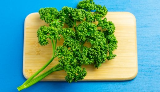 パセリをそのまま食べる場合と加工する場合のおすすめの食べ方