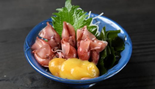 ホタルイカが青く光る理由｜生食用はそのまま食べられる?食中毒は?