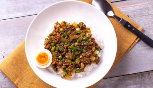 キーマカレーを翌日のお弁当に入れる時は常温OK?腐るとどうなる?