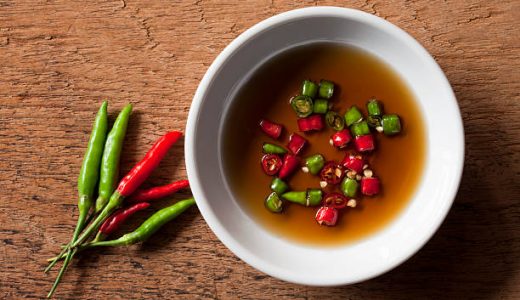 ナンプラーはそのまま食べられる?加熱しないとダメ?味はまずい?
