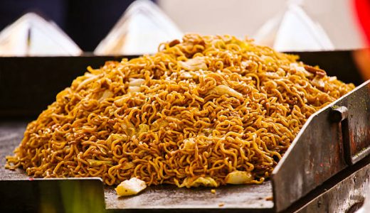 焼きそばの粉末ソースは食べると体に悪い?添加物は危険?影響は?